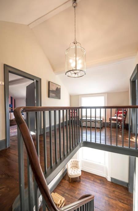 Georgian Country House -Panoramic Views -Sleeps 12 루틴 외부 사진